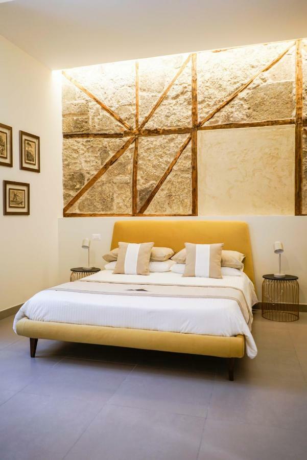 Palazzo Toledano Bed & Breakfast Наполи Екстериор снимка