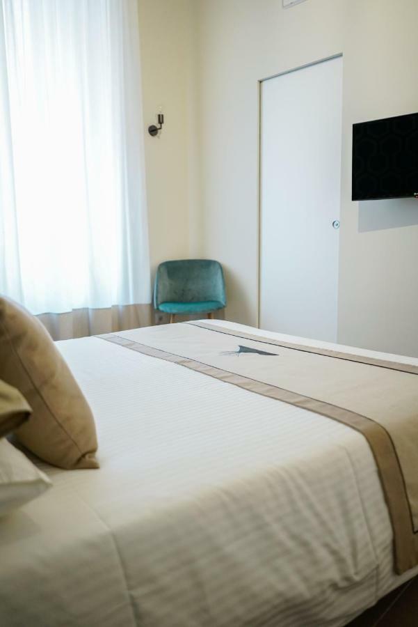 Palazzo Toledano Bed & Breakfast Наполи Екстериор снимка